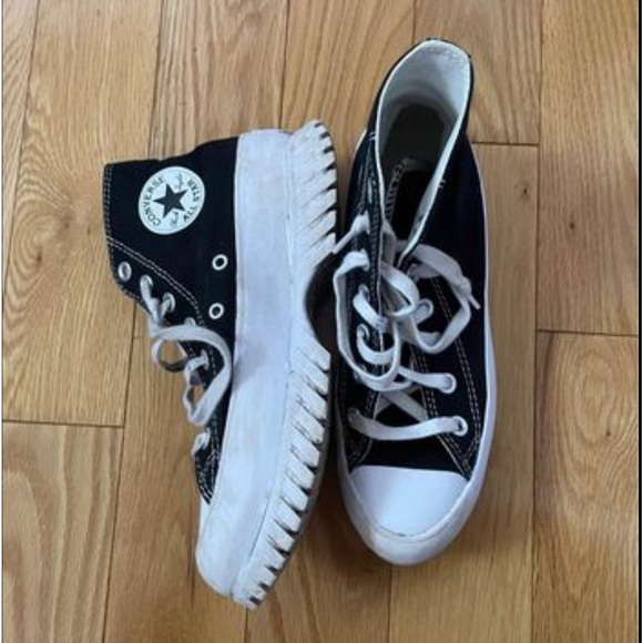 Platform Converse - Picture 1 of 3